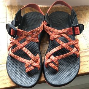 Chaco size 6